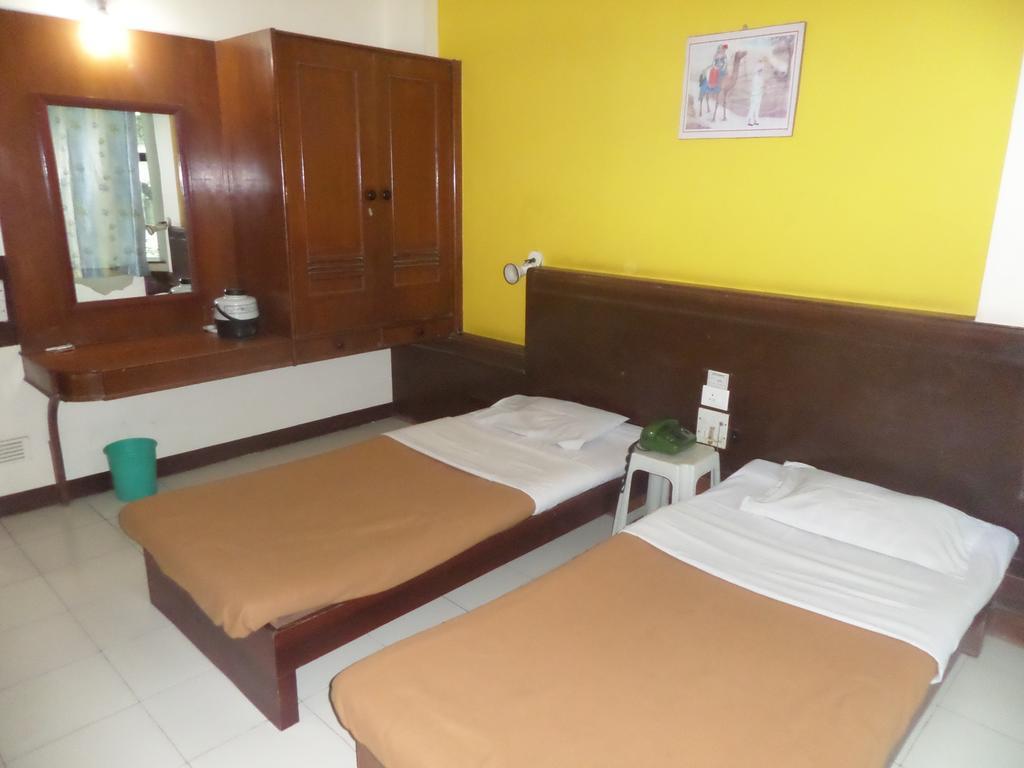 Hotel Manorath Nashik Exterior photo